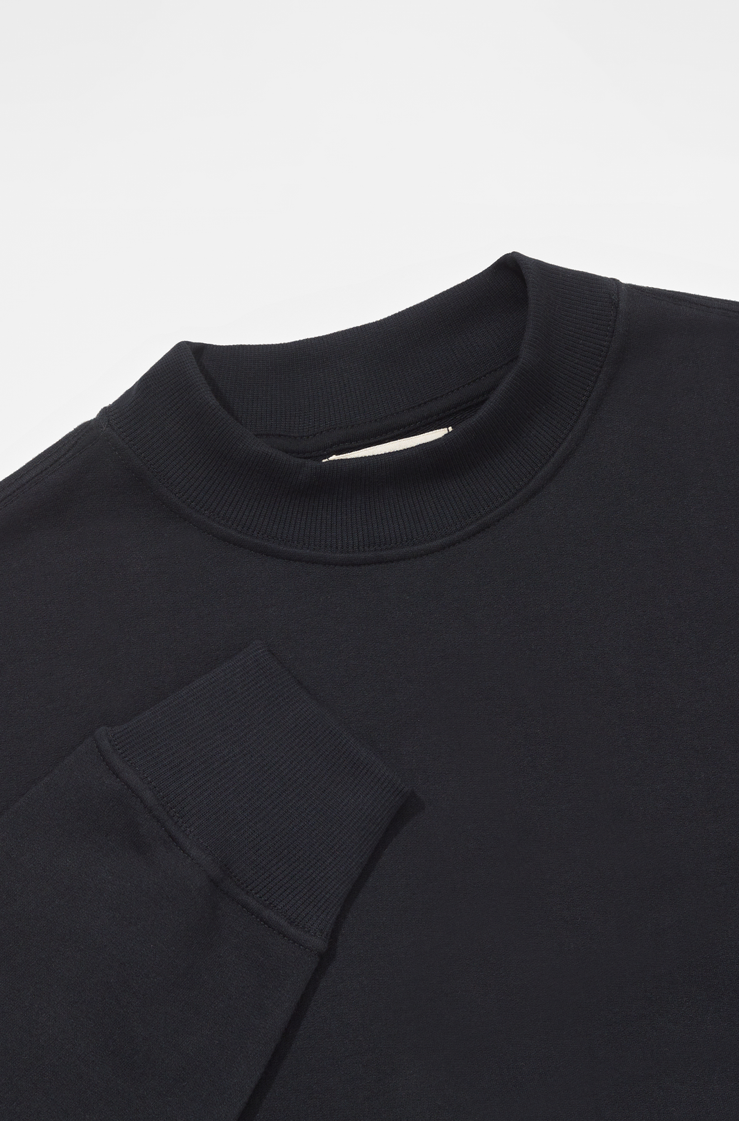 CREWNECK PRETO