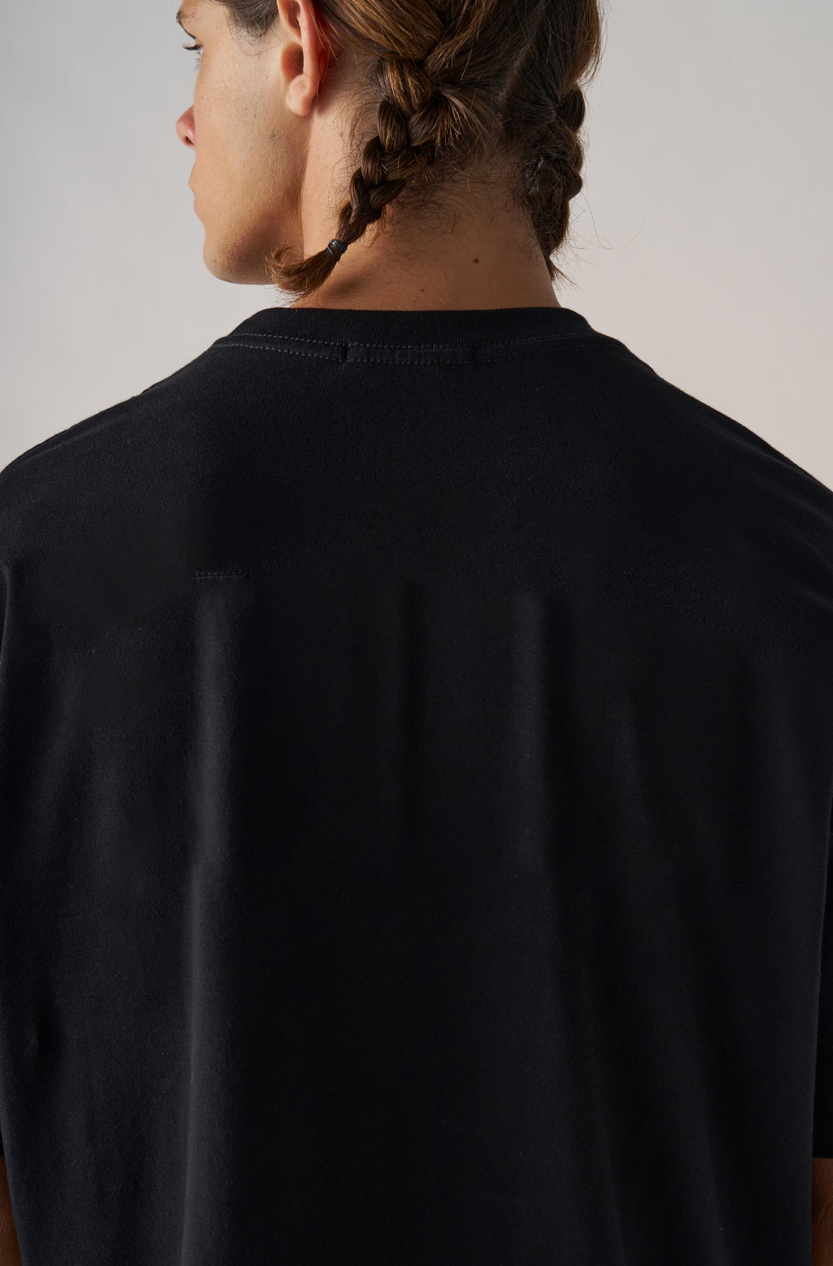 Camiseta Boxy Over Peace Preto