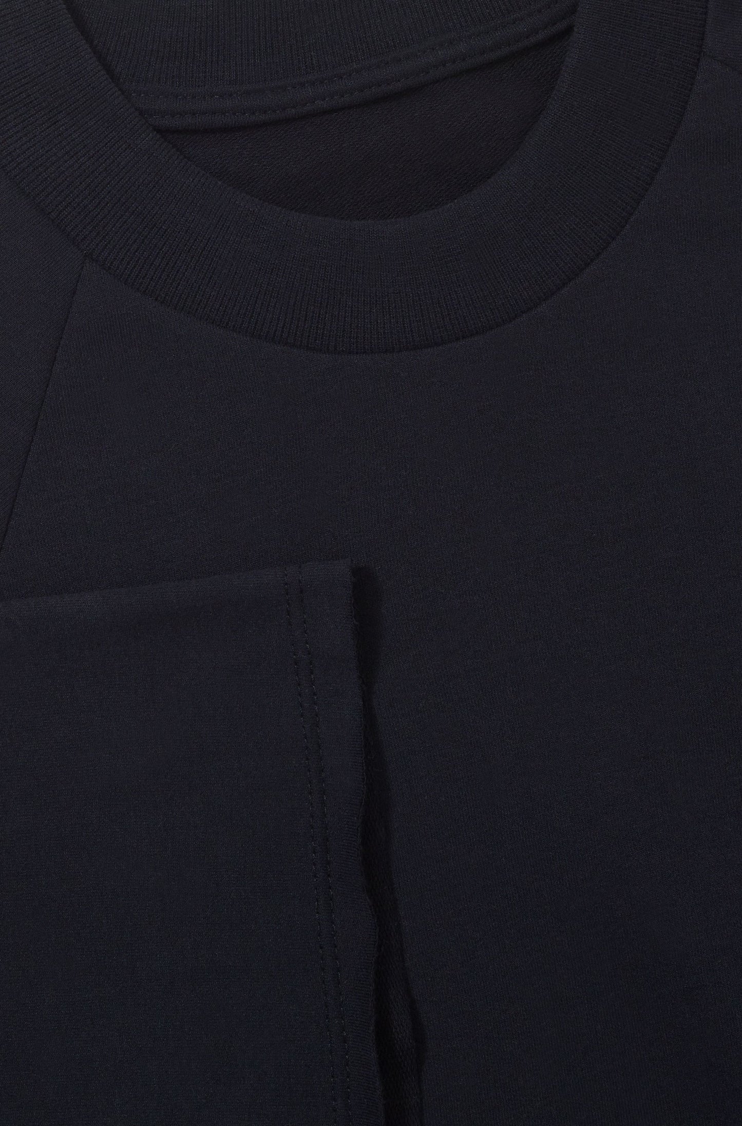 OVERSIZED RAGLAN REGENERATIVA PRETA