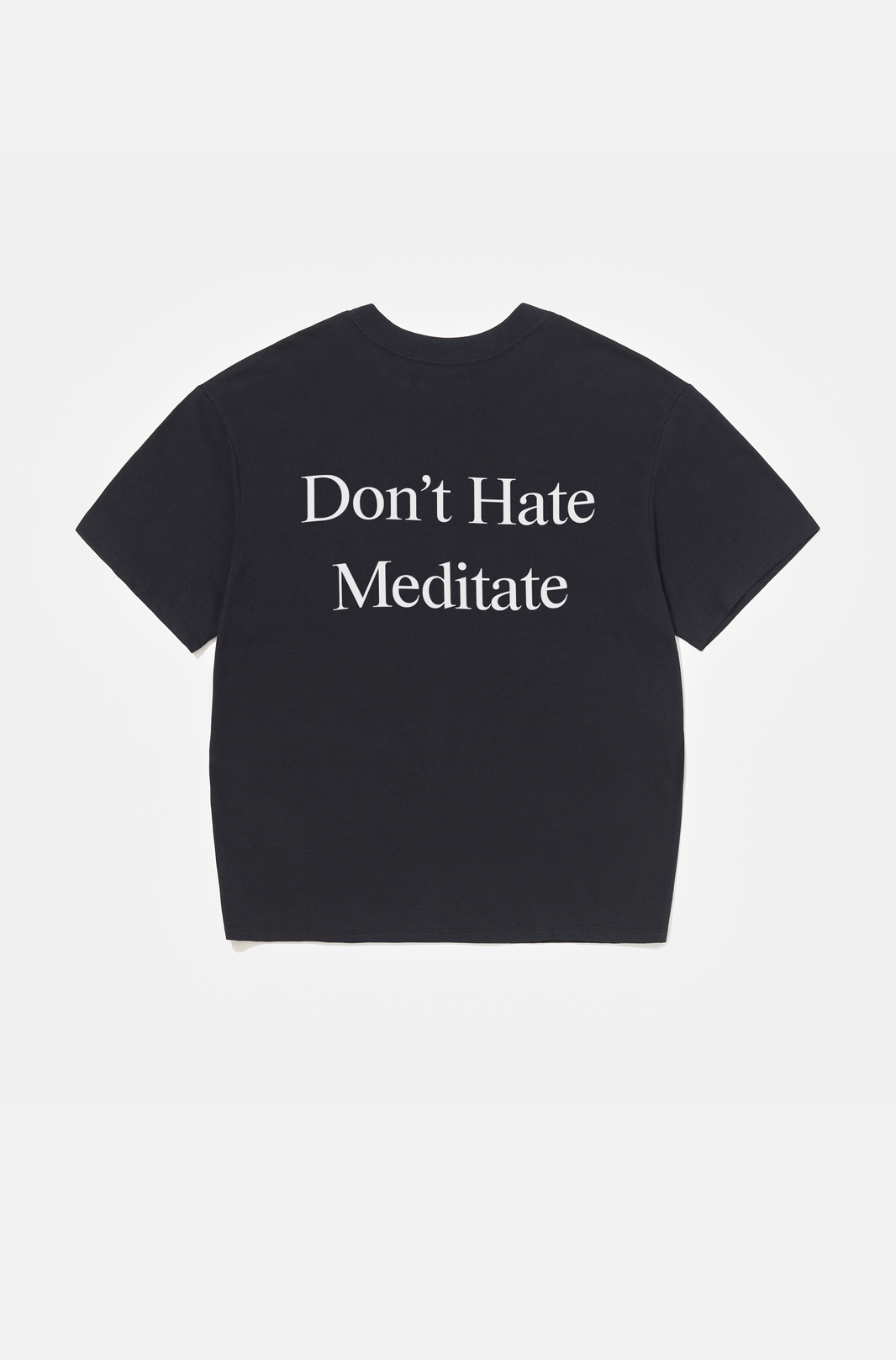 Camiseta Boxy Regular Don't Hate Meditate Sol