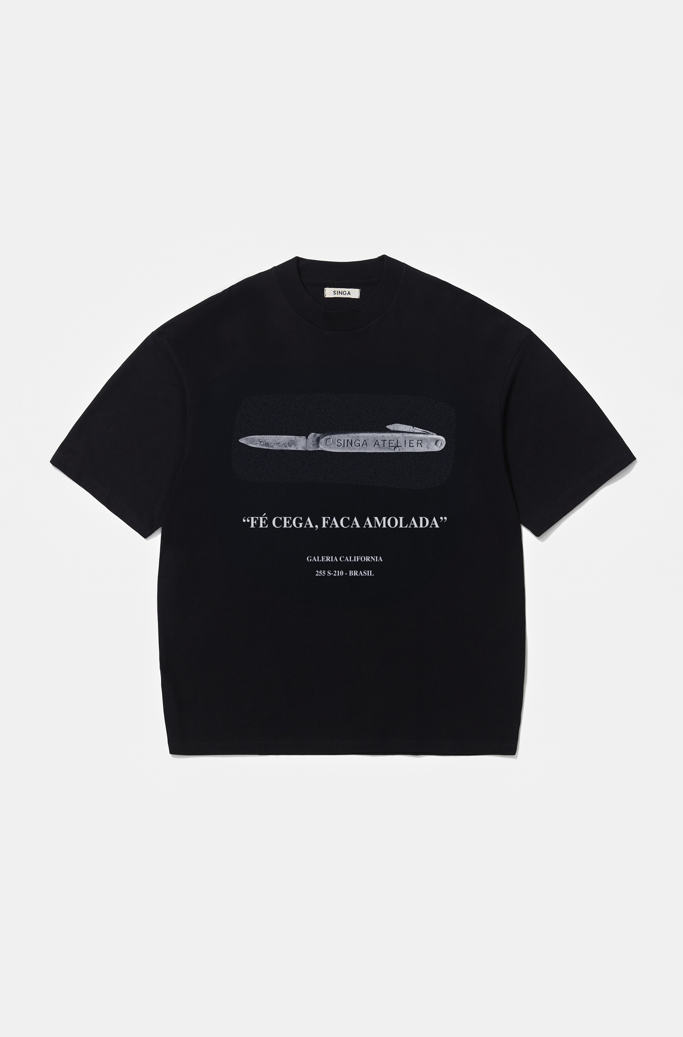 Camiseta Clássica Fé Cega, Faca Amolada Preta