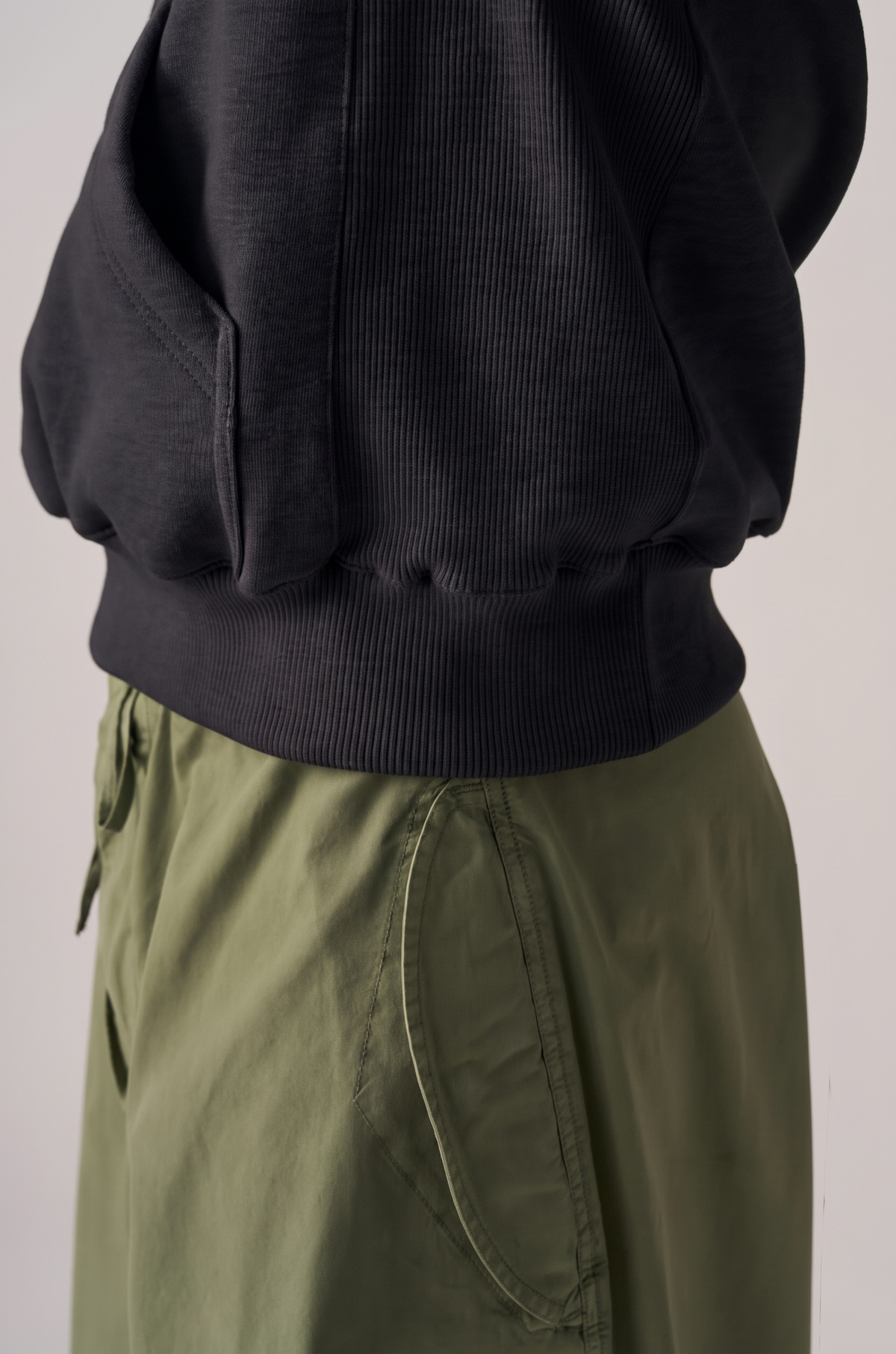 Hoodie Ali Preto