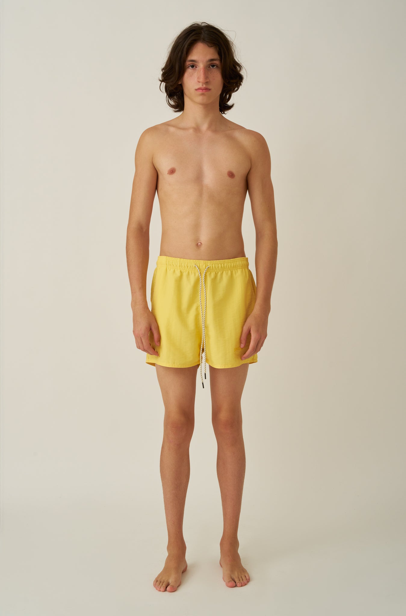 CAMPER  SHORTS AMARELO