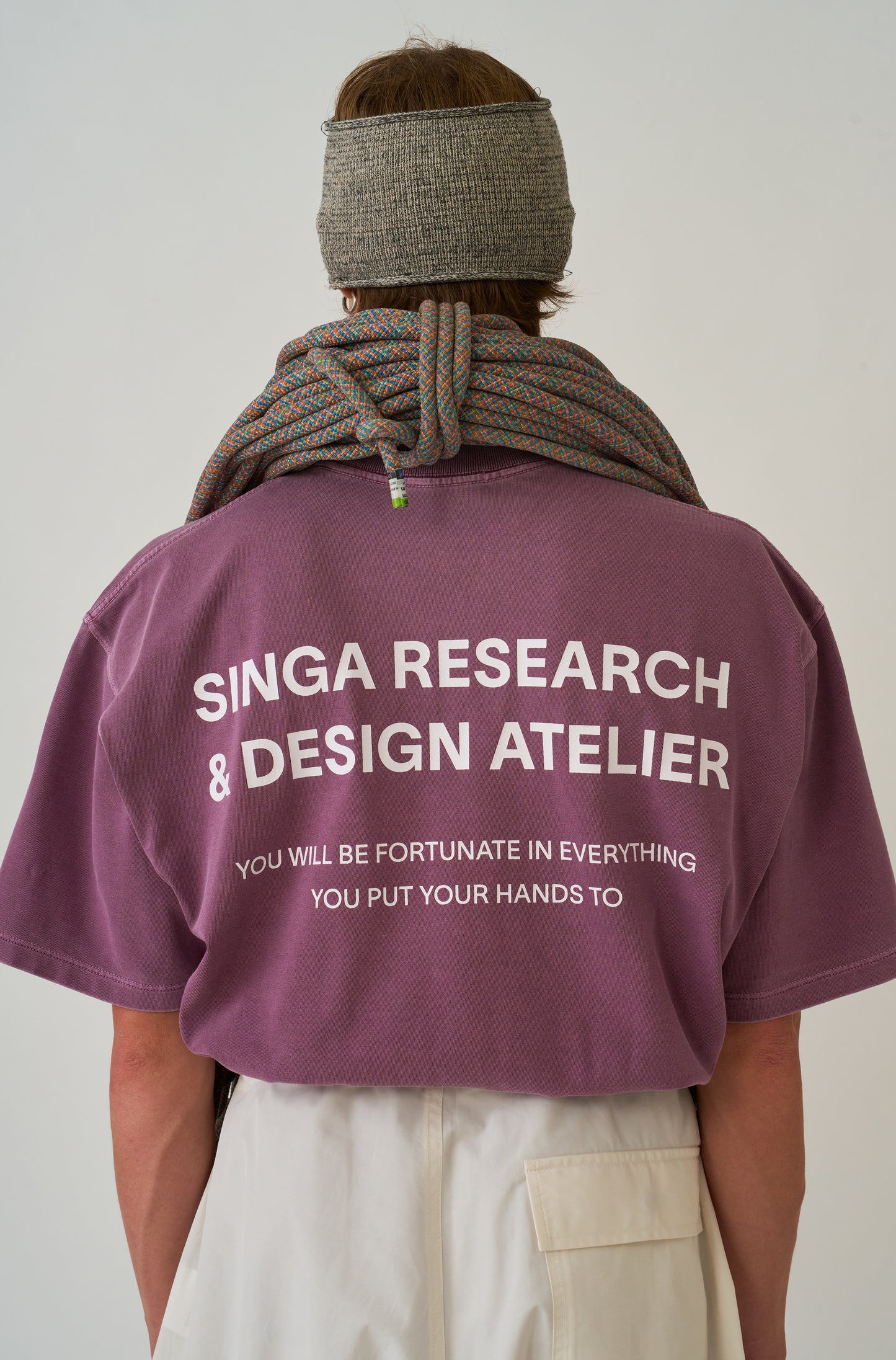 Camiseta Clássica Research and Design - Roxo Queimado