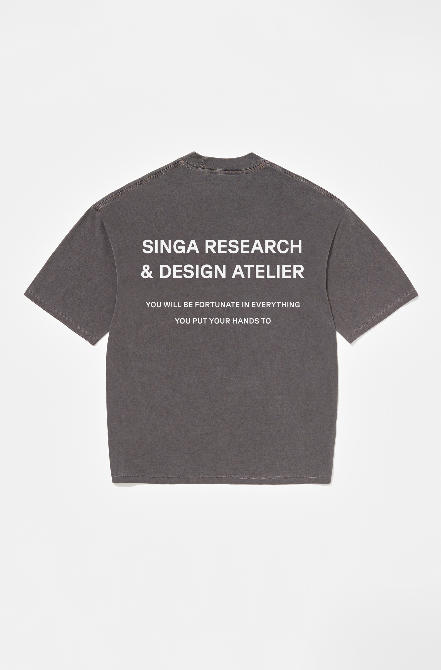 Camiseta CLÁSSICA DESIGN & RESEARCH BELUGA