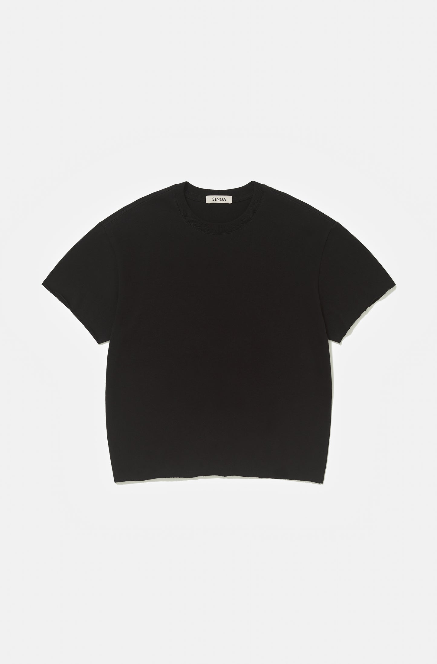 Camiseta Boxy Regular Preta Corte a Fio