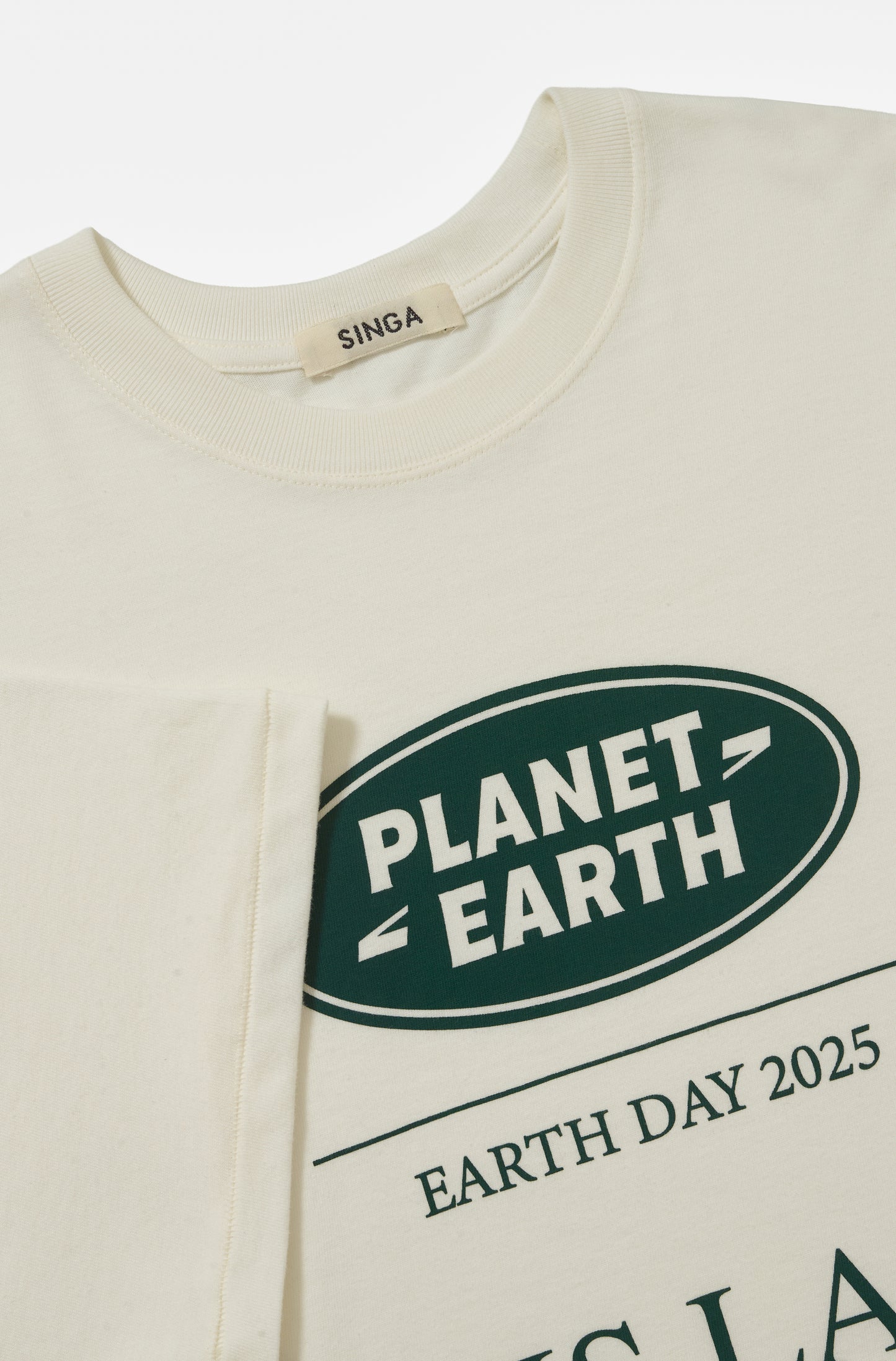 Camiseta Boxy Oversized Earth Day 2025