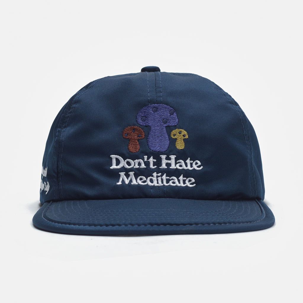 Don't Hate Meditate Marinho Sob Demanda